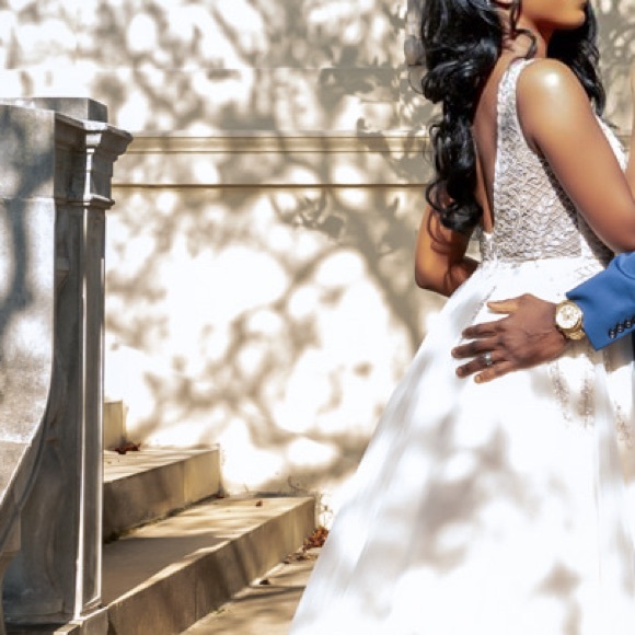 Wedding Dress / Prom Dress - Picture 2 of 4